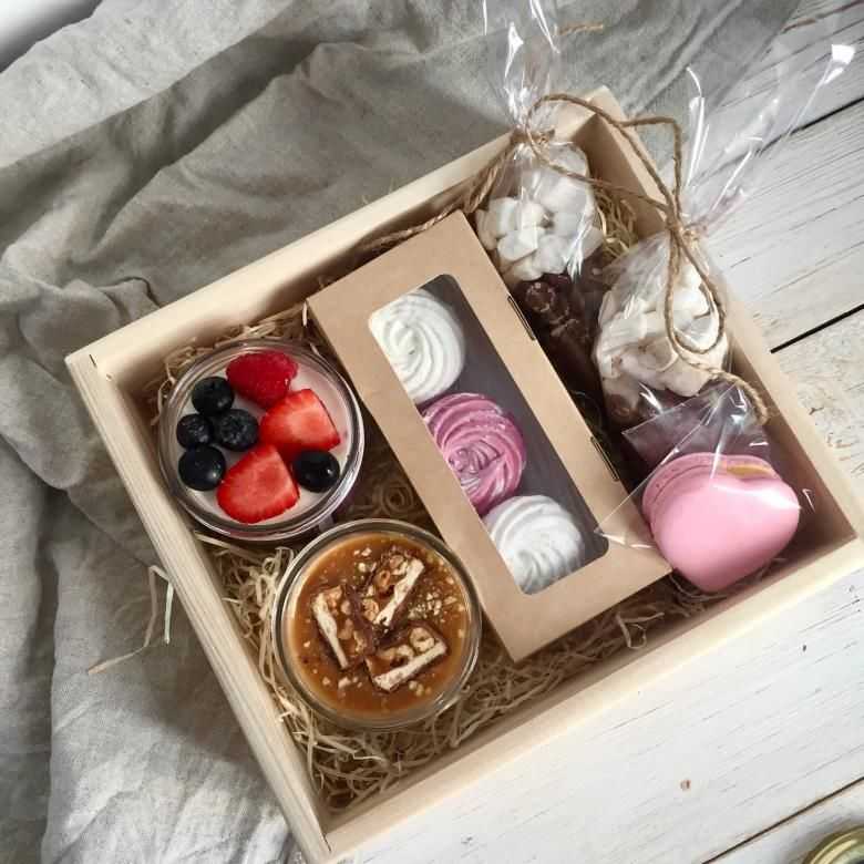 Подарок девушке (77 фото): оригинальные идеи необычных подарков на день рождения и любой праздник38